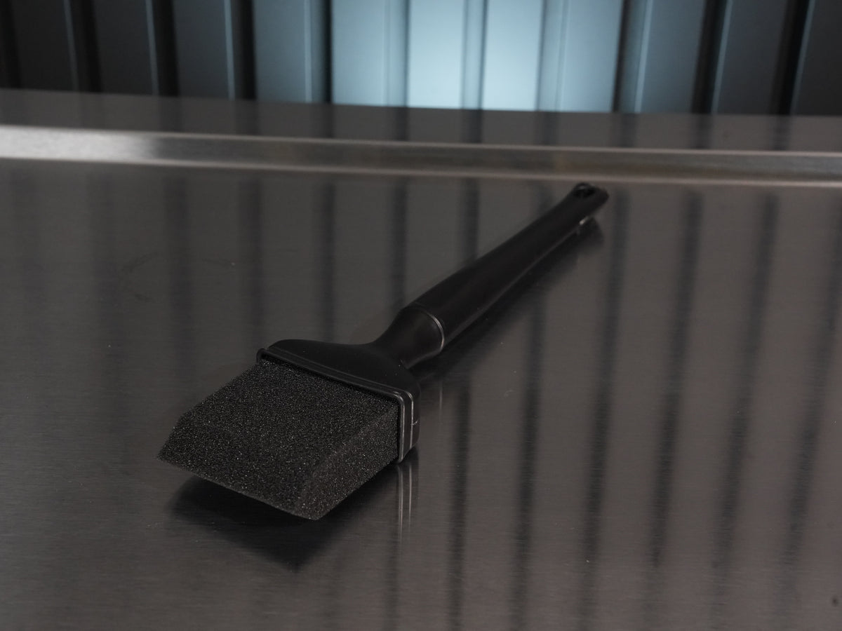 Detail Factory Foam Applicator Brush extra large black detail – WaxO'lux
